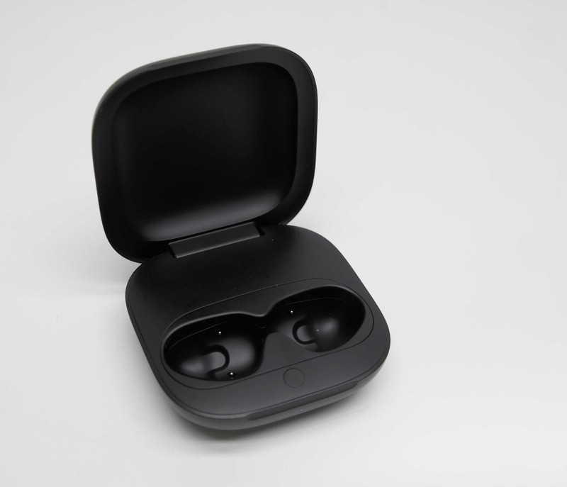 Genuine Beats by Dr. Dre Fit Pro Charging Case Replacement MK2F3LL/A Black