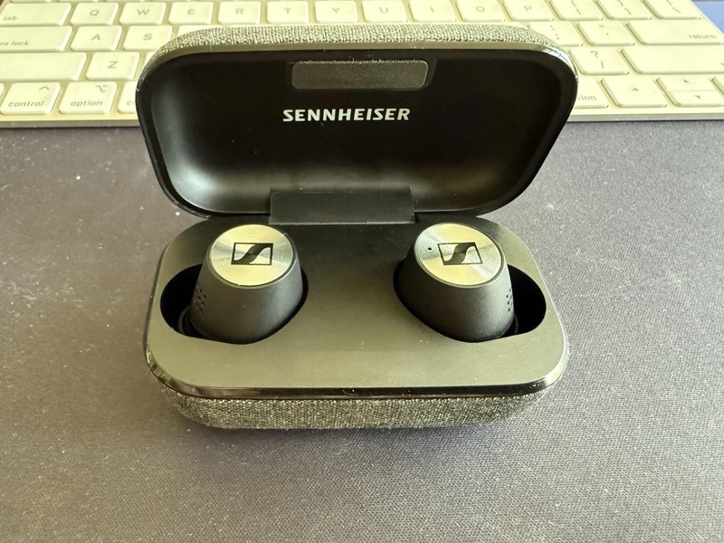 Sennheiser Momentum True Wireless 2 with Active Noise Cancellation 28 Hours gallery
