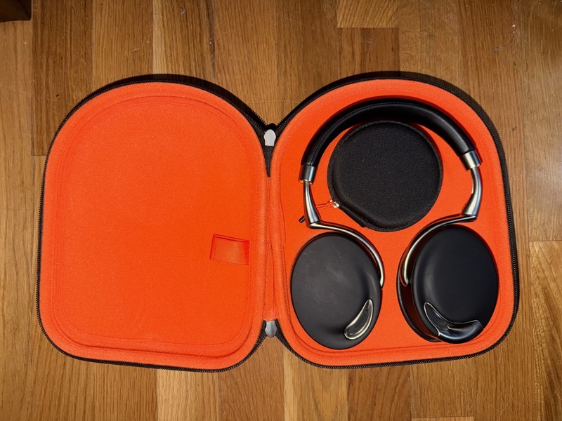 Parrot Zik First Gen Wireless Headphones Noise Canceling Black Case Excellent!