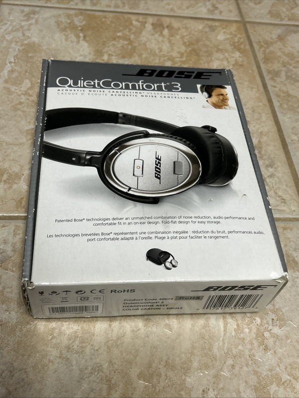 BOSE Quietcomfort 3 QC-3 Acoustic Noise Canceling Headphones W/ Case/Charger