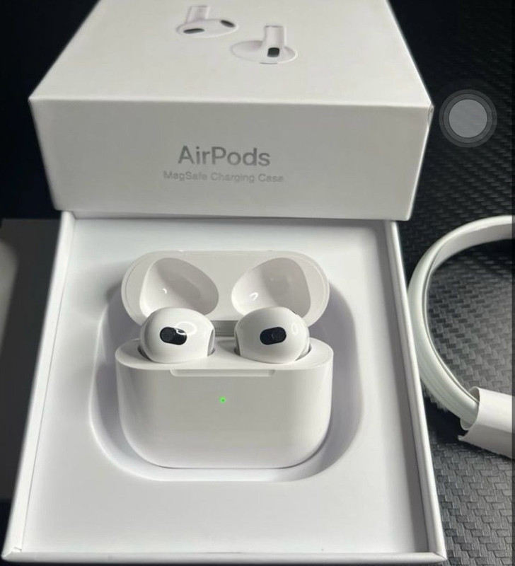 Apple AirPods Pro 3 Wireless Earbuds MagSafe Charging Case White
