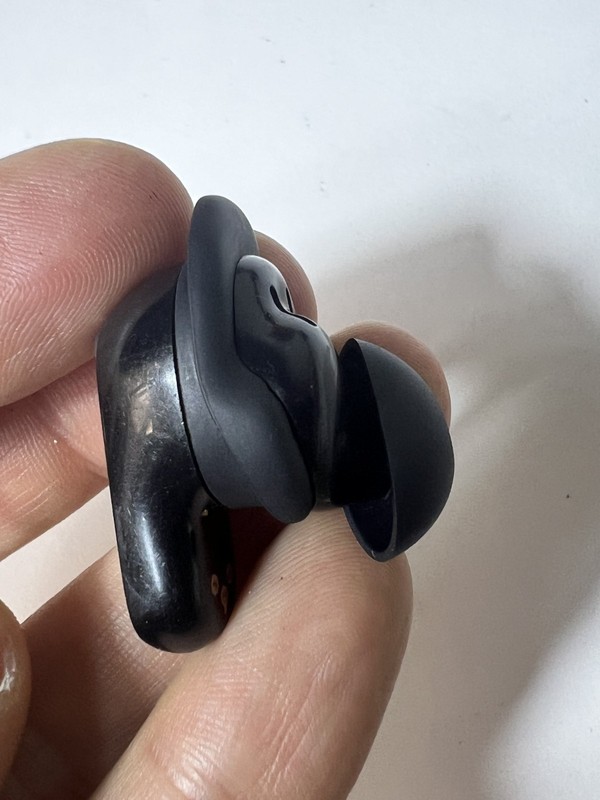 OEM Bose QuietComfort Ultra LEFT SIDE ONLY Wireless Earbud - 441408 - Black R3AD gallery