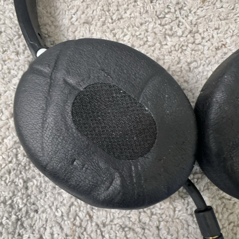 Bose On-Ear Headphones Black Silver 3.5mm Wired Foldable w/ Case Cable Tested gallery