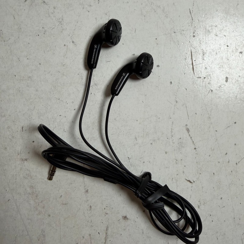 Sennheiser MX 400 Black Wired 3.5mm Audio Jack Lightweight In-Ear Earphones