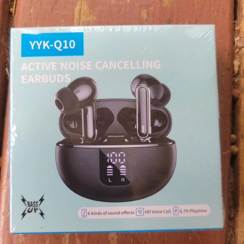 byepica Yyk-q10 black wireless earbuds with noise cancelling technology display