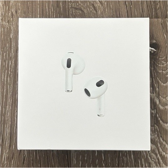 Apple AirPods (3rd Gen) Wireless Bluetooth Earbuds with MagSafe Charging Case