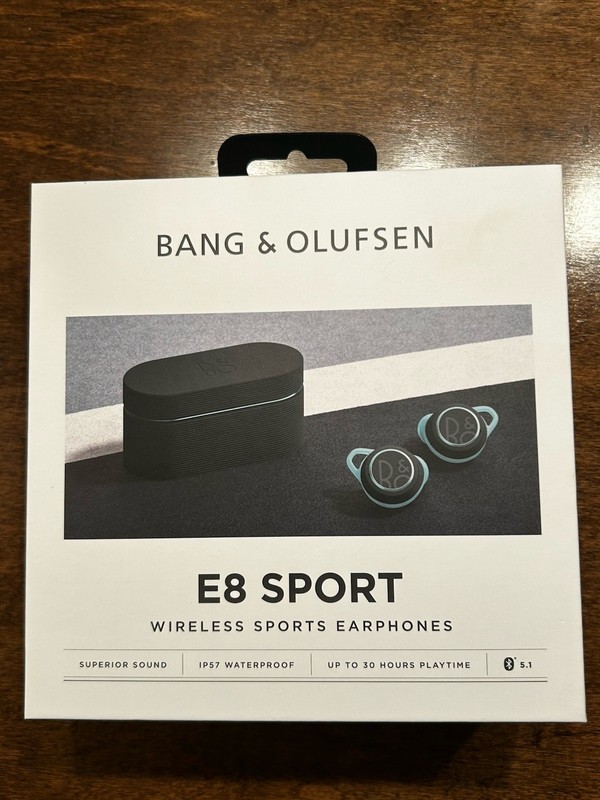 Bang Olufsen Beoplay E8 Sport Oxygen Ear Buds gallery