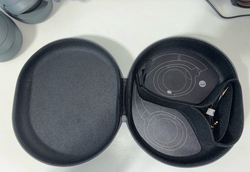 Sony ULT WEAR 900N Wireless Noise Cancelling Headphones Forest Gray gallery