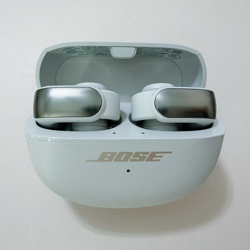 Bose Ultra Open Earbuds Bluetooth True Wireless w/ Charging Case White/Silver