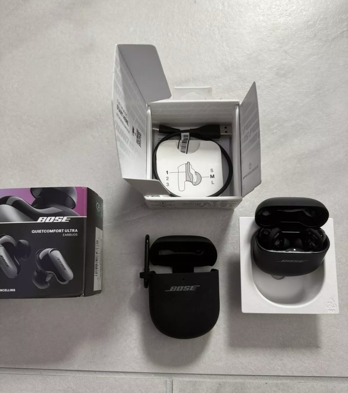 Bose QuietComfort Ultra Earbuds Black Excellent Original Owner gallery