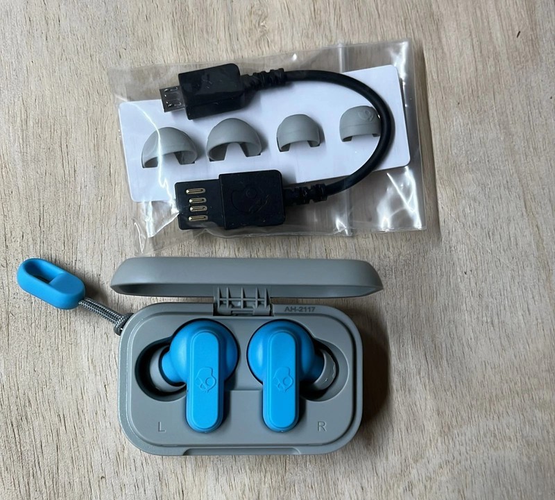 Skullcandy Dime True Wireless Bluetooth In-Ear Earbuds - True Blue Factory gallery