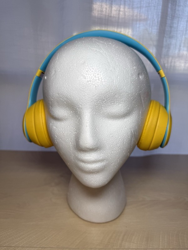 Beats by Dr. Dre Beats Solo3 Wireless On-Ear Headphones Yellow Blue Read!