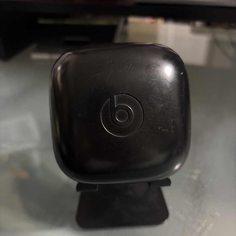 Beats Powerbeats Pro In-Ear Wireless Earphones – Black (Model A2048 Version 6F8)