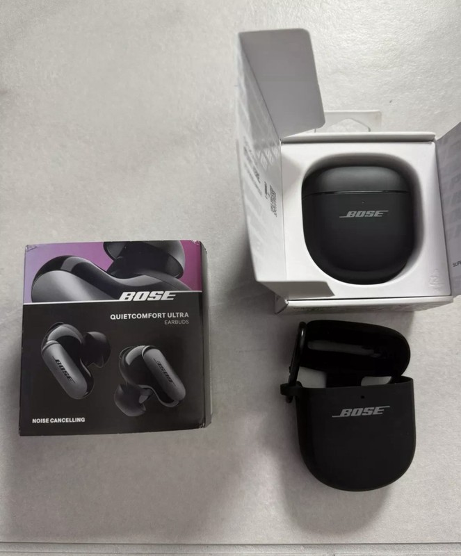 Bose QuietComfort Ultra Earbuds Black Excellent Original Owner gallery