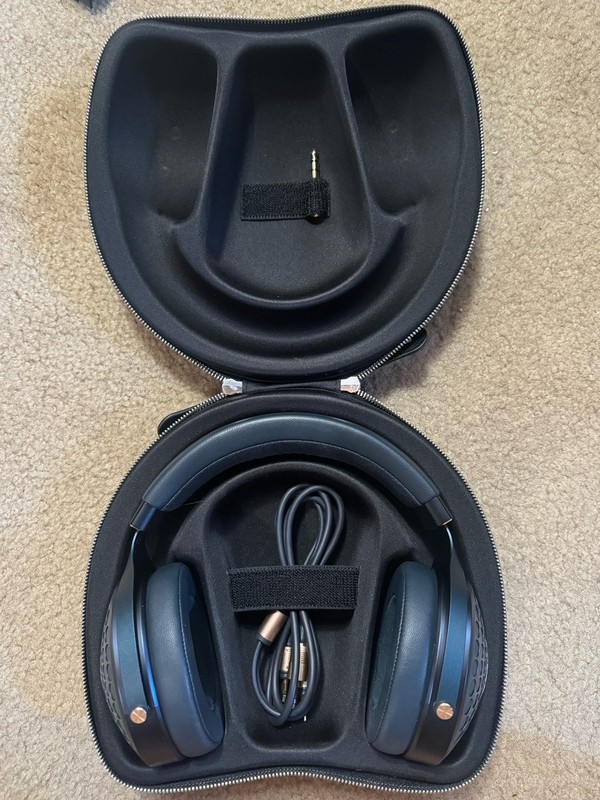Focal Celestee High-End Closed-Back Over-Ear Wired Headphones