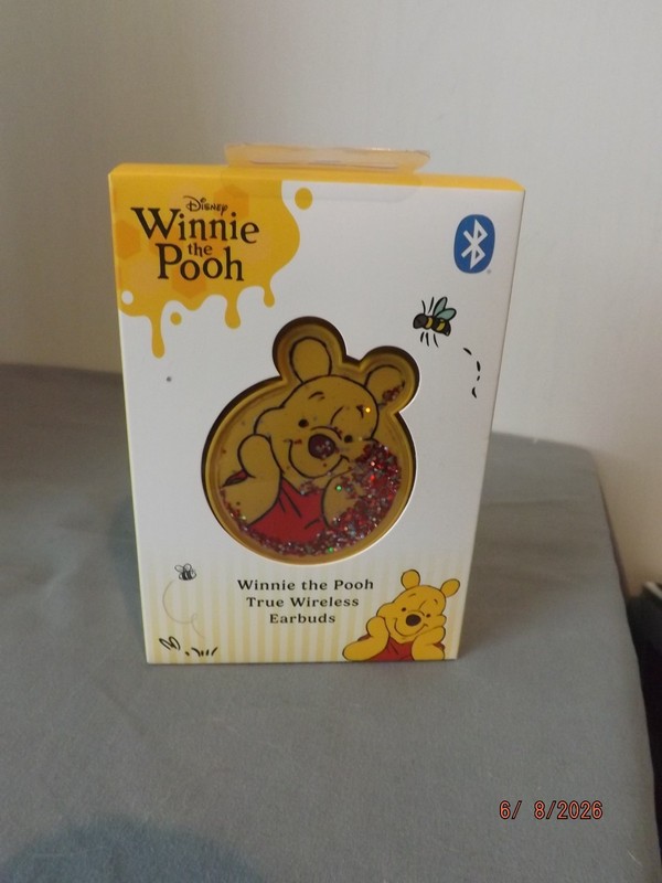 Disney Winnie The Pooh Glitter Bluetooth Wireless Earbuds NEW