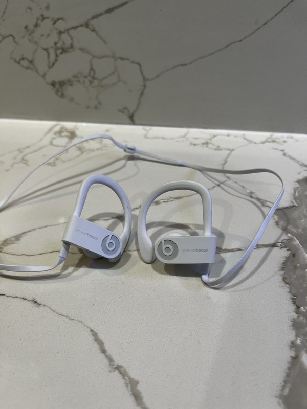 Beats by Dr. Dre ML8W2LL/A Powerbeats3 Wireless In-ear Headphone – White