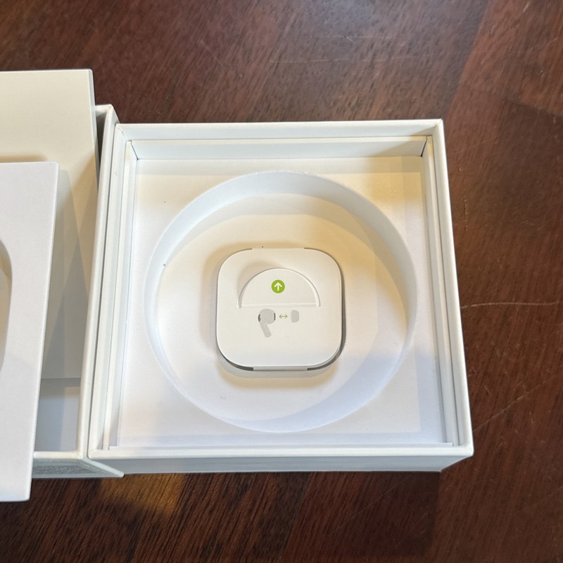 Apple AirPods Pro MagSafe A2190 Box Only Earbud replacement tips included gallery