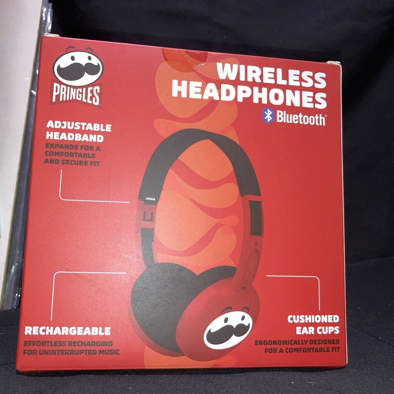 NEW Bluetooth Pringles USB A&C Wall Charger AND Pringles Wireless Headphones Set gallery