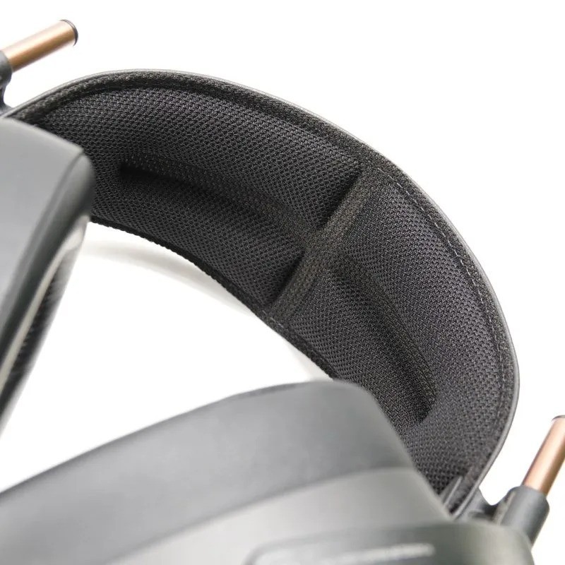 Meze Audio LIRIC LIR-BC Closed-Back Planar Headphones Used w/box gallery