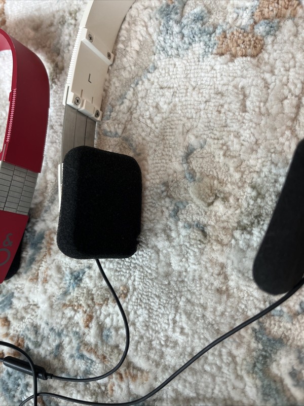 Bang & Olufsen Form 2i Headphones Lot Of 2 gallery