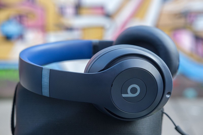 Beats Studio Pro Wireless Bluetooth Headphones - Navy Blue gallery