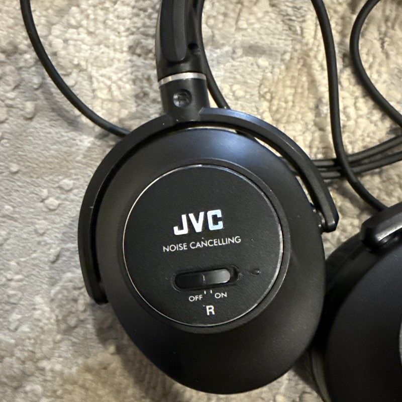 JVC HA-NC250 Stereo Headphones Noise Canceling w/ Case Adapters Wired gallery
