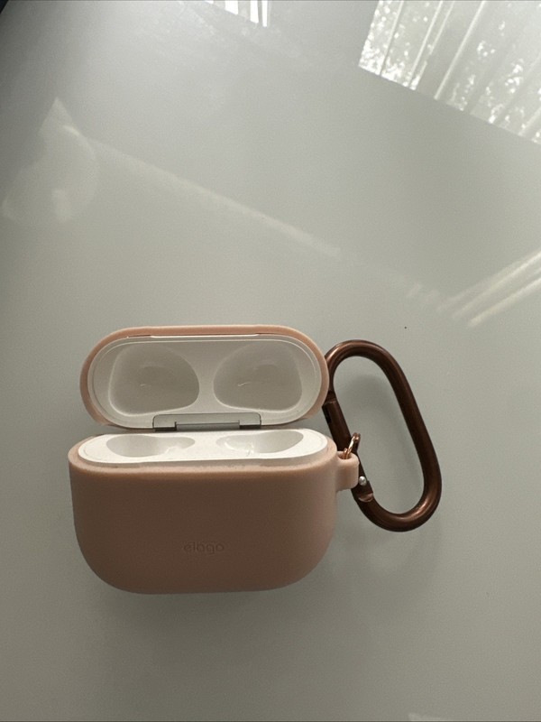 Apple Airpods Pro 2nd Gen Wireless Charging Case – Original Airpods Pro 2nd Case