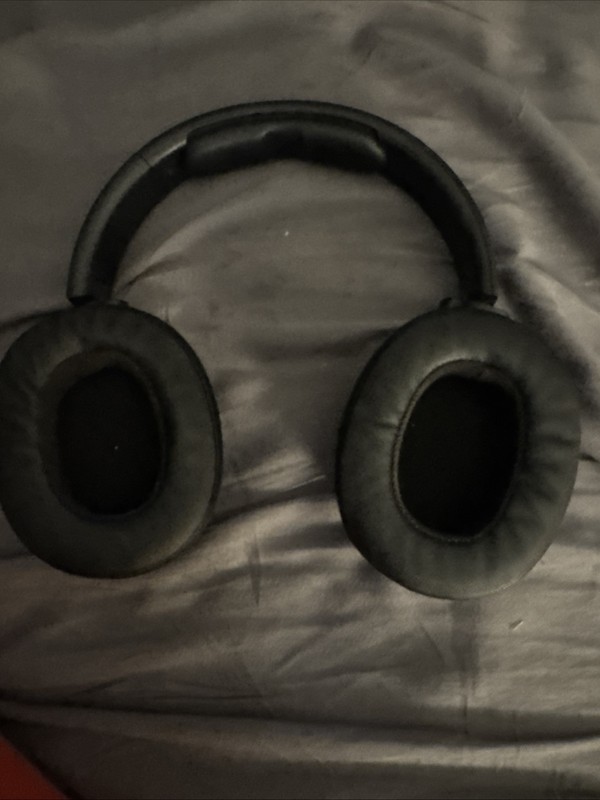 Skullcandy HESH EVO headphones (used) gallery