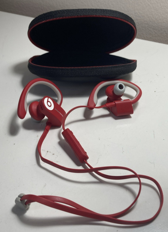Beats by Dr. Dre Powerbeats 2 Wireless Earphones – Red/Light Gray