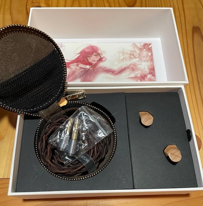TAGO STUDIO x MOONDROP Harmon-SP Closed-Back Headphones – Japan Collaboration