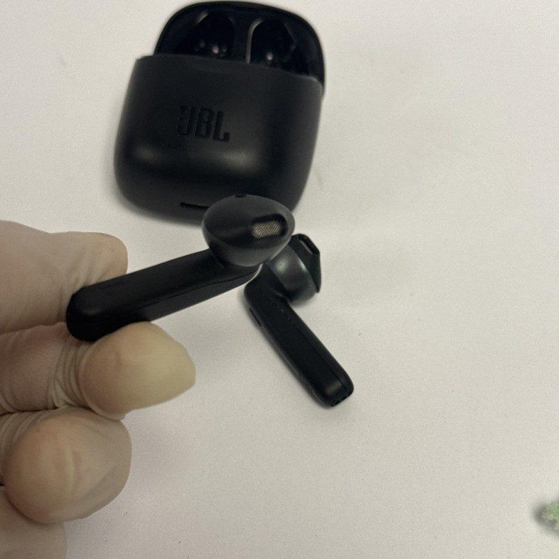 JBL Tune 225TWS Bluetooth Earbuds - Black (Used) gallery