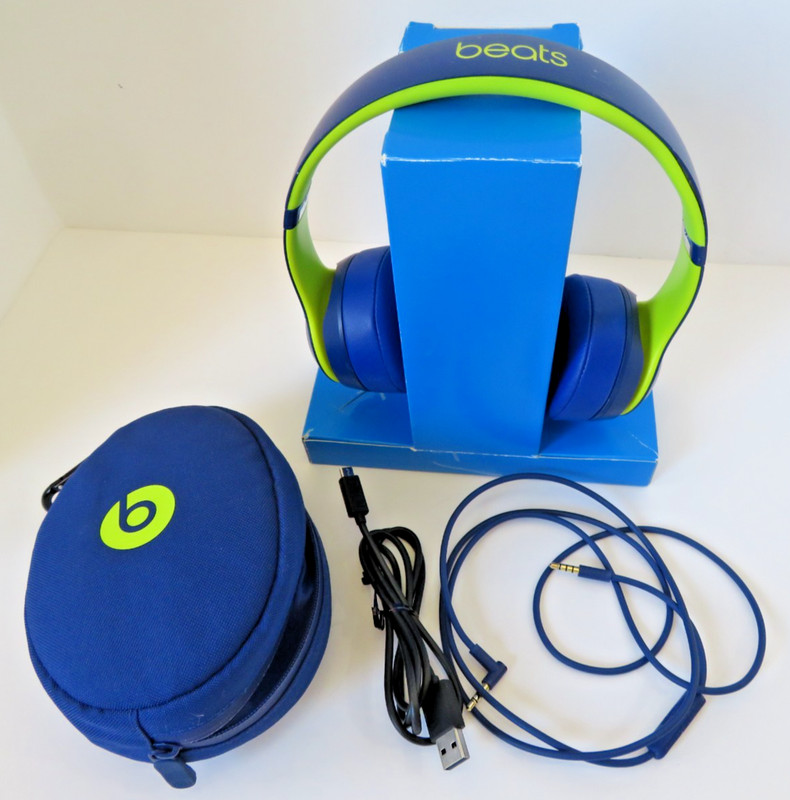 BeatsSolo3 Wireless Headphone Neighborhood Collection Break Blue A1796 Stickers