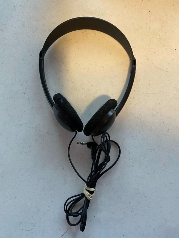 Sony MDR-101 On Ear Headphones Working Condition Black Colored