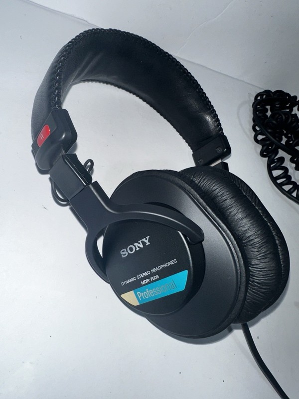 Sony MDR-7506 Professional On Ear Wired Headphones Tested Working