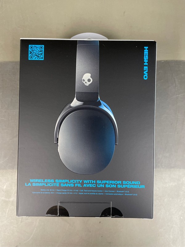 Skullcandy Hesh Evo Wireless Over-Ear Bluetooth Headphones with Extra USB-C Char gallery