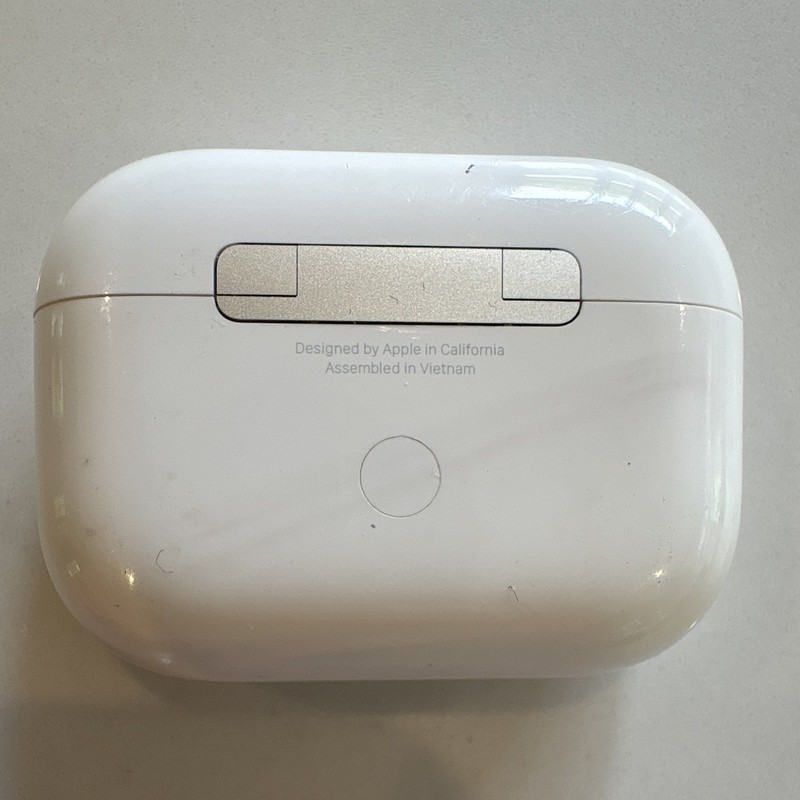Apple AirPods Pro A2190 (2nd Gen) w/ USB-C Case W/ 9.5FT LIGHTNING CABLE gallery