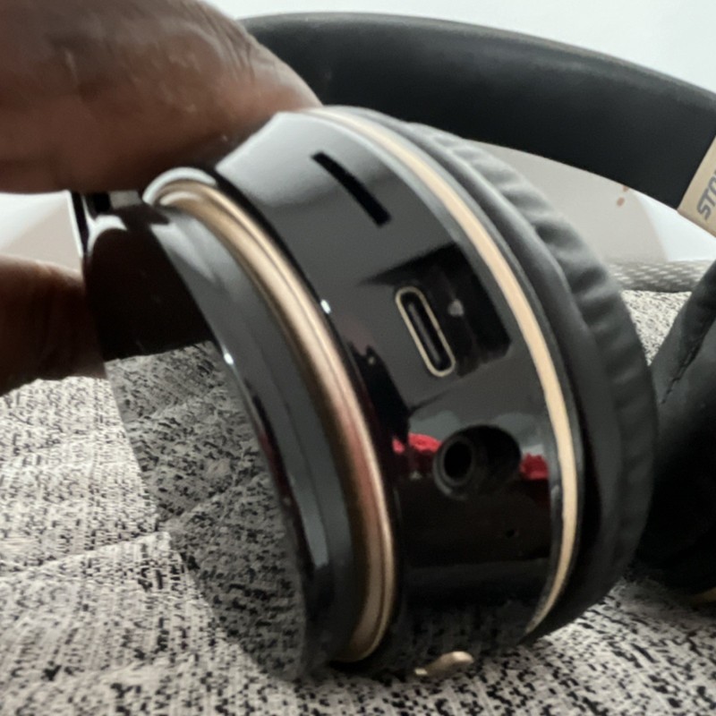 STONEGO Black Gold Bluetooth Over-Ear Headphones with Mic & Volume Control gallery