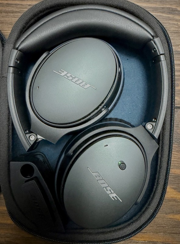 Bose QuietComfort 25 QC25 Wired Noise Cancelling Over-Ear Headphones *NEW PADS!*