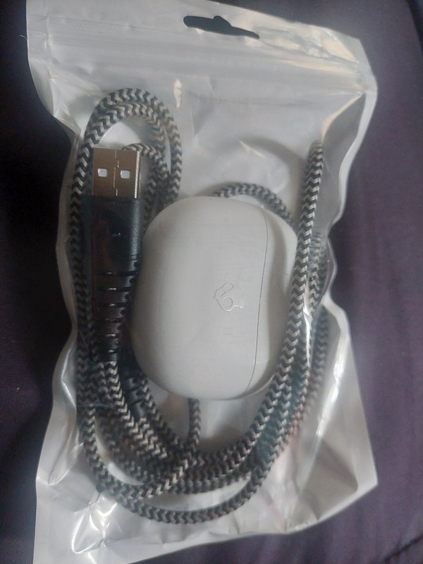 Skullcandy Rail RH2537 Wireless Open Ear Bluetooth Earbuds &6ft usb charge cable