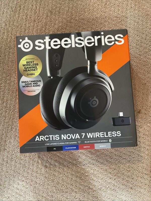 SteelSeries Arctis Nova 7 Wireless Gaming Headset Playstation 5 gallery