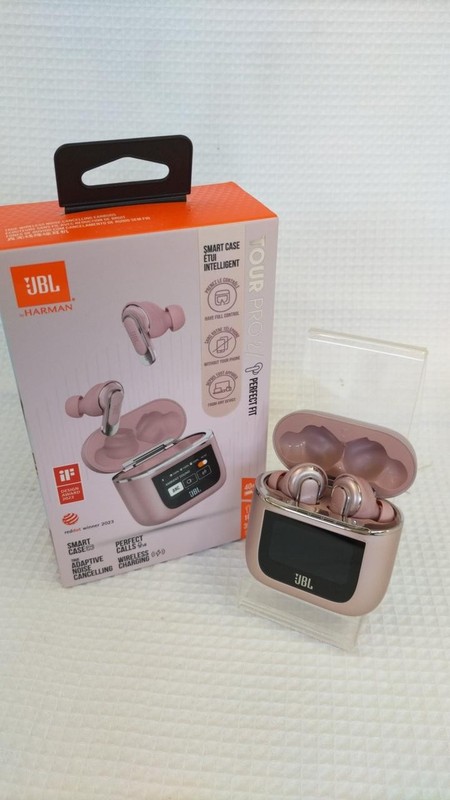 JBL TourPro2 Bluetooth Earbuds 100dB 20Hz-20kHz Accessories Included