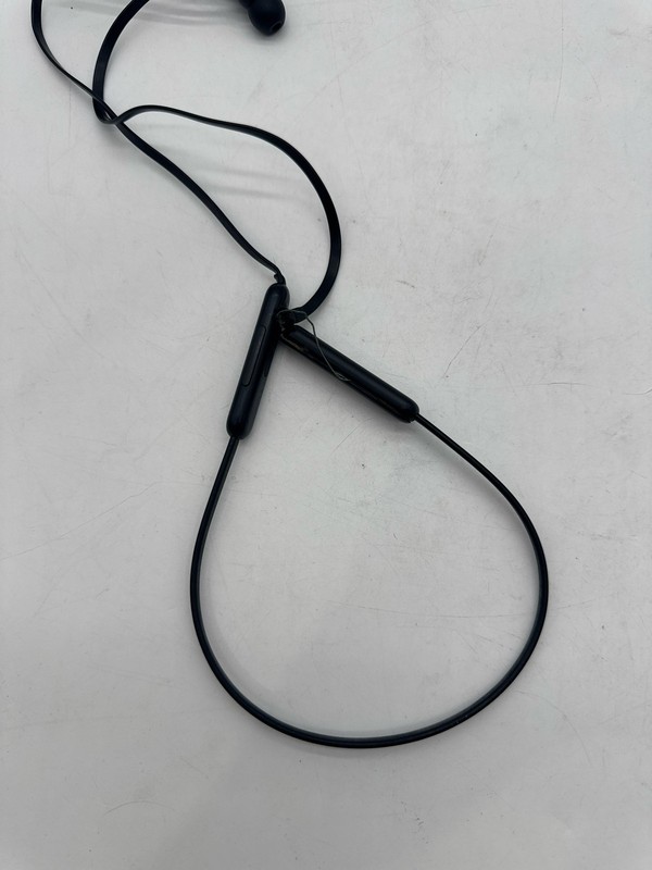 (BROKEN) Beats Flex Wireless Bluetooth Earbuds - Black gallery