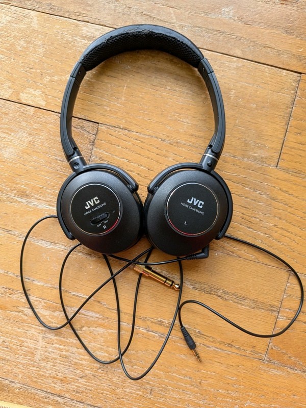 JVC HA-NC250 Headband Headphones - Black gallery