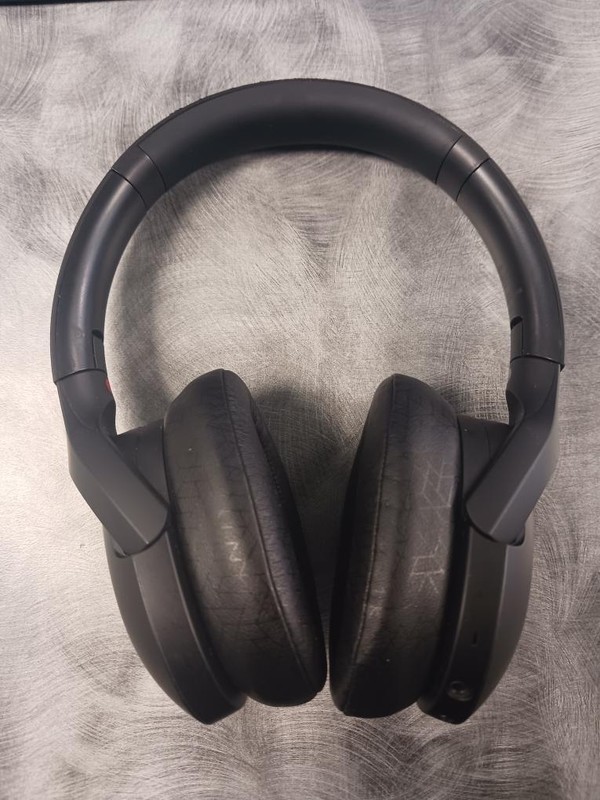 Sony Bluetooth Wireless Headphones No Charger (P08012447)
