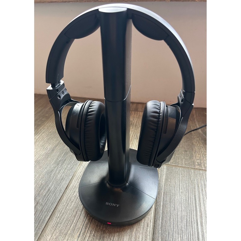 Sony RF Wireless Headphones with Charging Stand TMR-RF400- Tested Working
