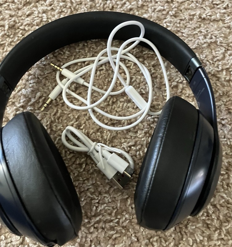 Beats Studio Pro Wireless ANC Bluetooth Headphones Matte Black Navy Blue USB C