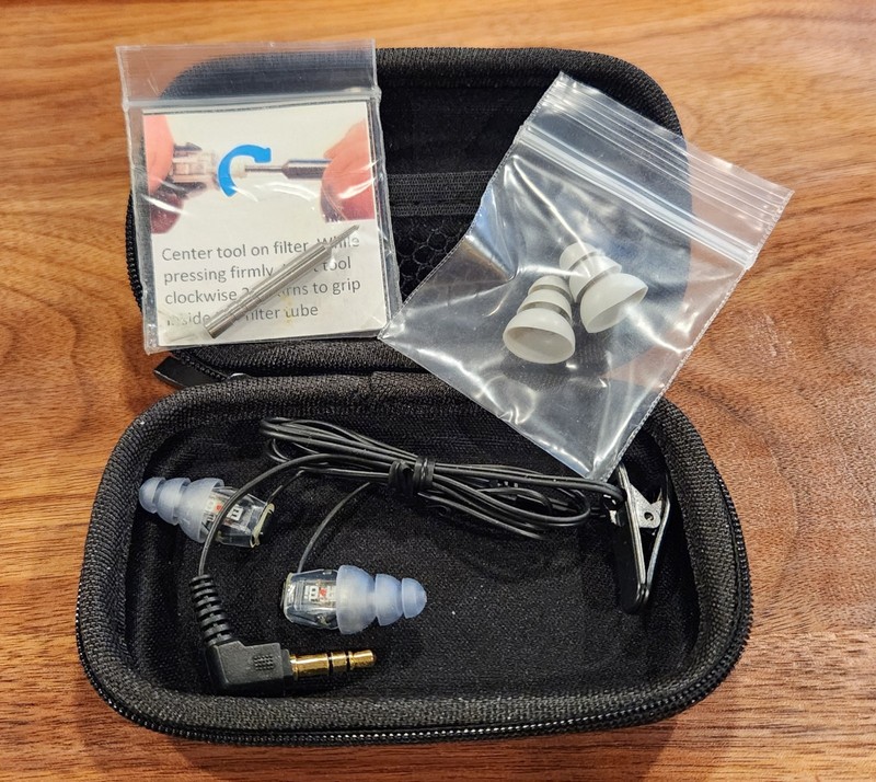 Etymotic ER-6i Blk, 22″ cable (short) NEW OLD Stock, LIMITED AVAILABILITY