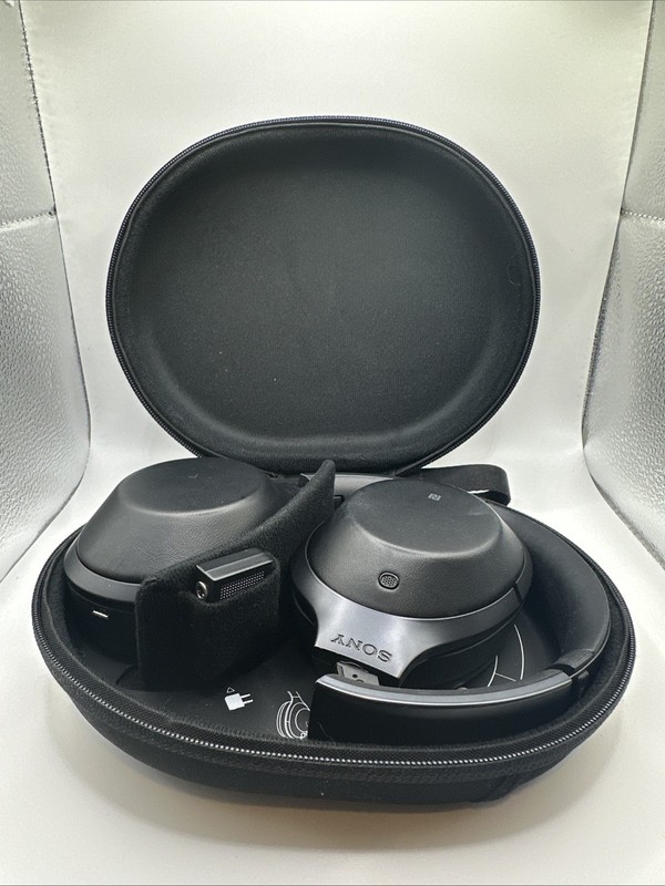 Sony MDR-1000X Wireless Noise Canceling Stereo Over Ear Headset Black
