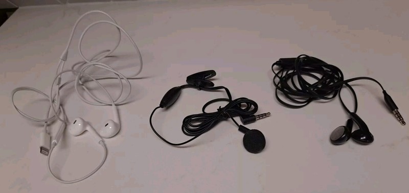 Lot Of 3 Wired Earbuds IPhone Aux Universal Working Condition